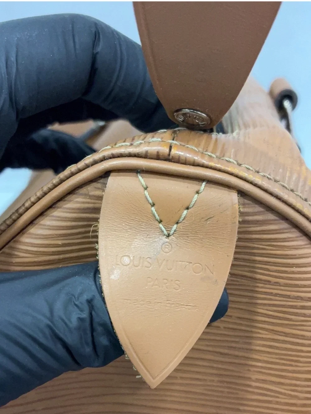 Louis Vuitton Tan Epi Leather Speedy 30 Top-Handle Bag